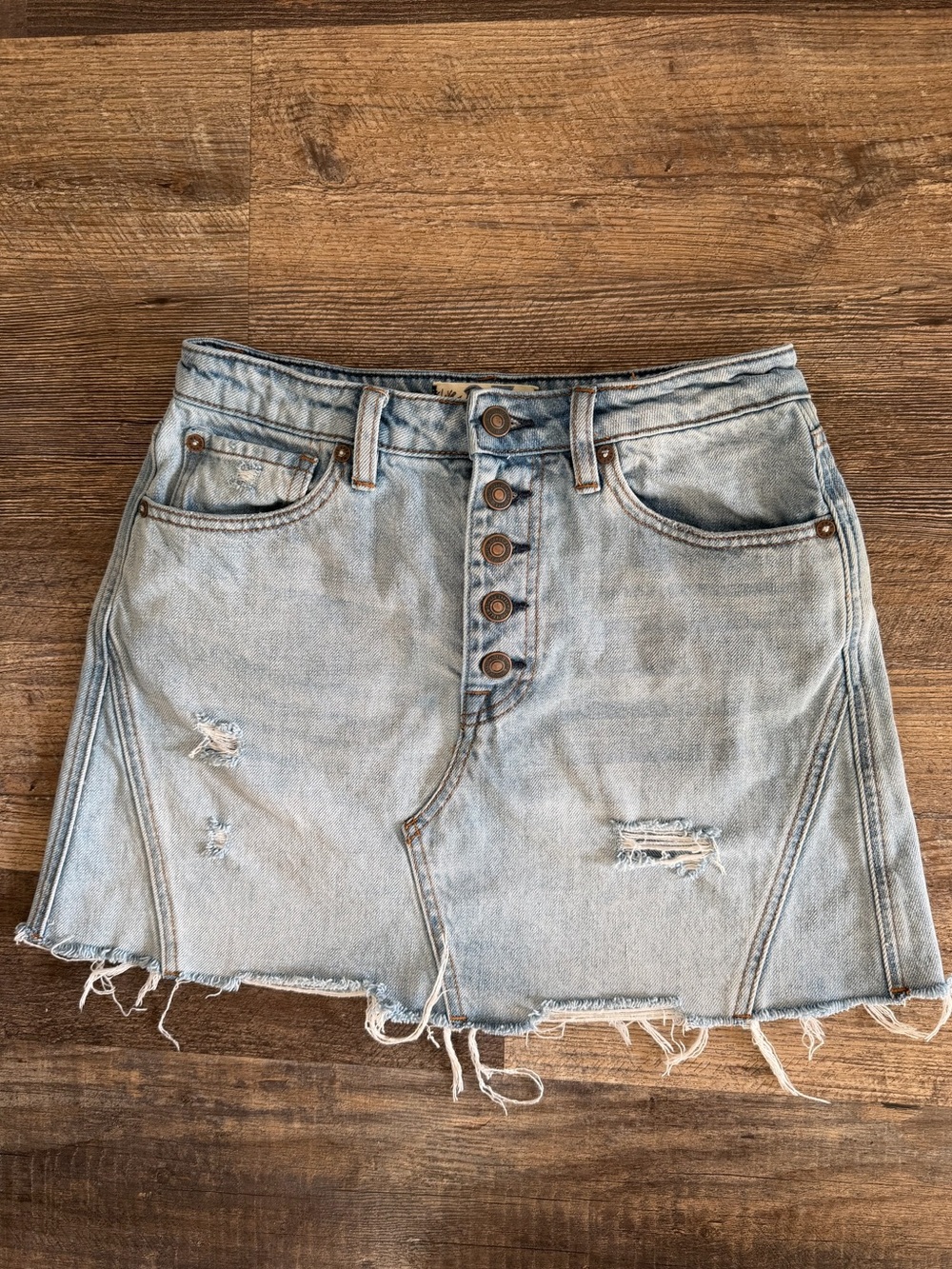 WE THE FREE Women’s 27 Breezy Blue Denim Skirt Distressed Button Fly 100% Cotton